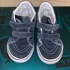 Limited Edition - Glow in the Dark Dinosaur Vans